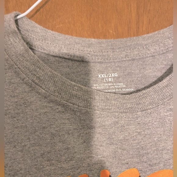 Gray graphic tee - Picture 2 of 3